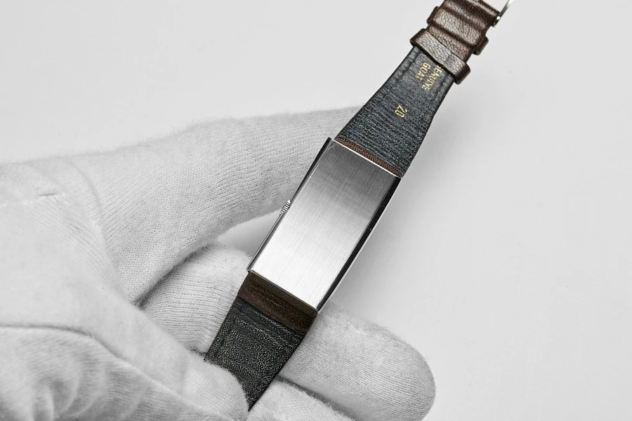 Omega Art Deco
