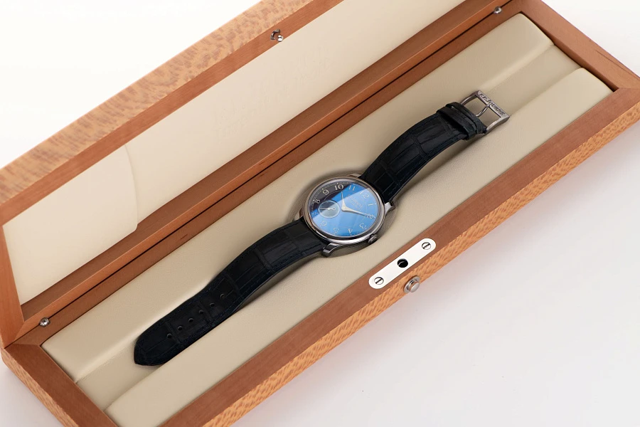 Chronometre Bleu Tantalum