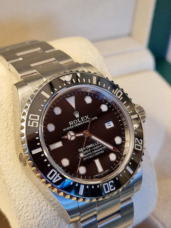 Sea-Dweller 4000ft 116600 Black Dial