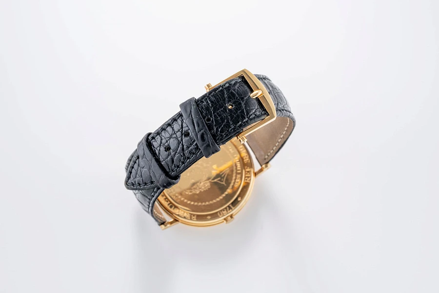 Italian Limited Edition Ref. 3840 in 18k Yellow Gold