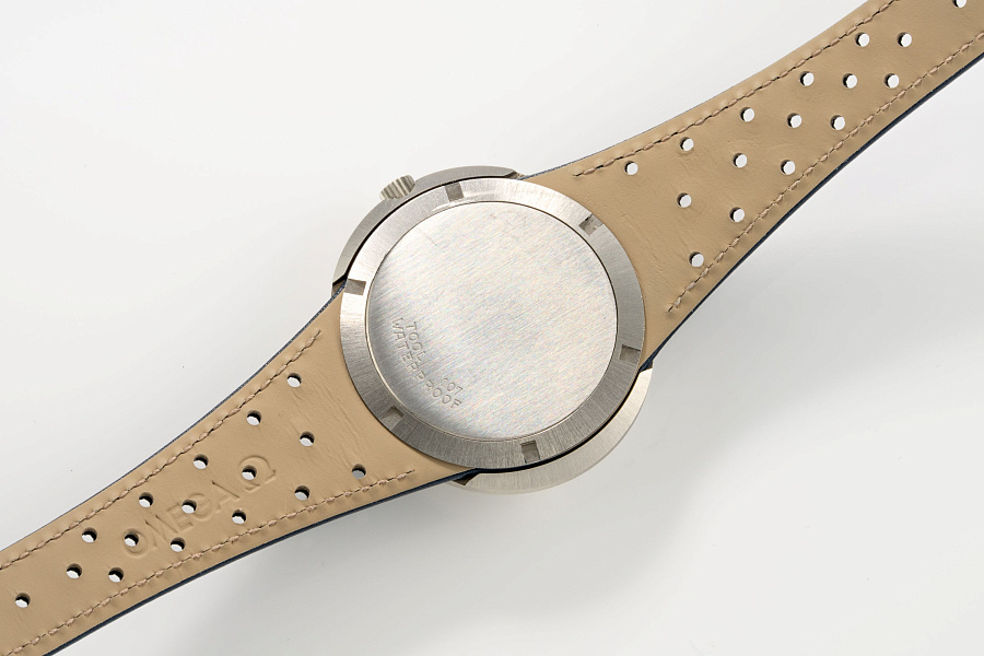 Genève Dynamic in Stainless Steel