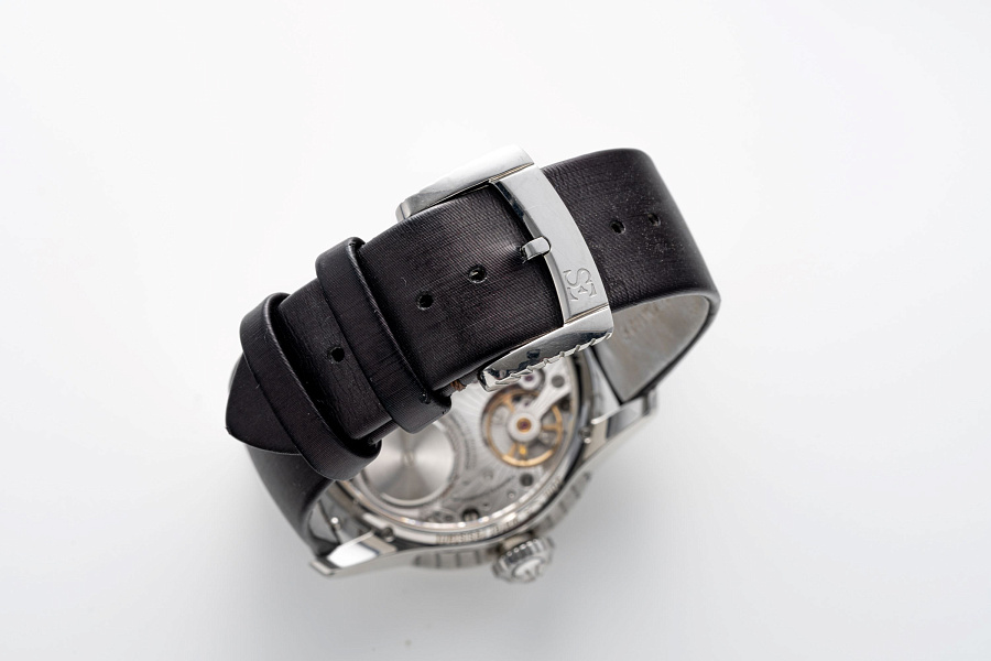 Salmon Dial Watch in Stainless Steel