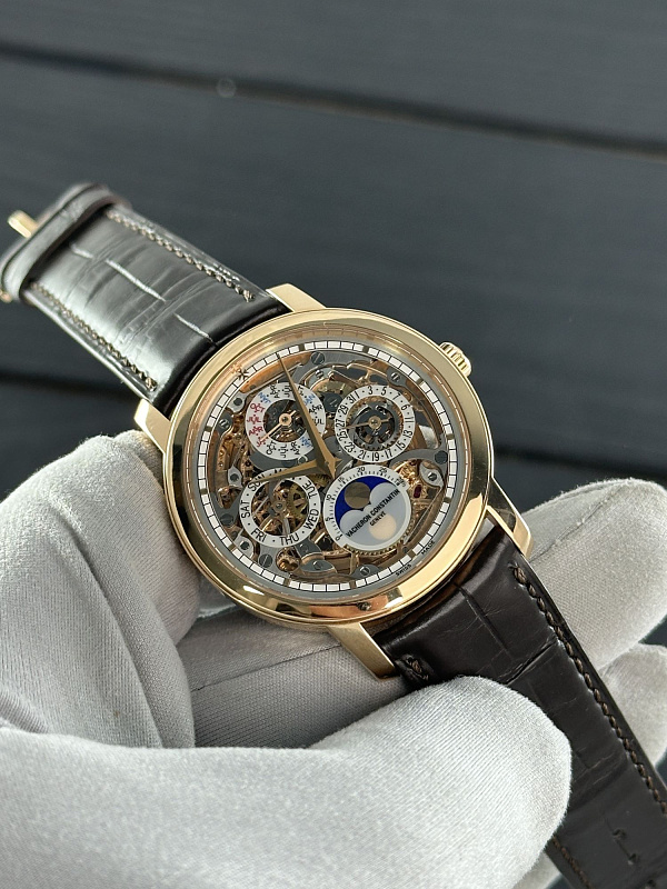 Traditionnelle Perpetual Calendar Openworked