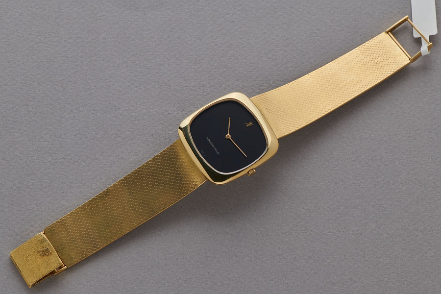 Dress Watch in 18k Yellow Gold