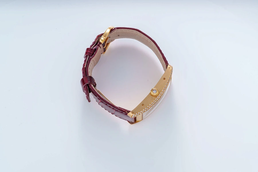 Tank Américaine Ref. 1735 in 18k Rose Gold with Diamonds