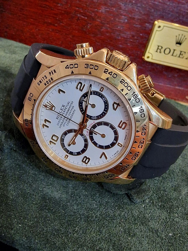 Cosmograph Daytona 16518 Yellow Gold Never Polished