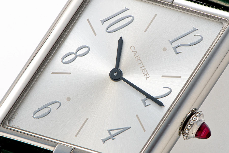 Tank Asymmetrique Ref. WGTA0042 in Platinum