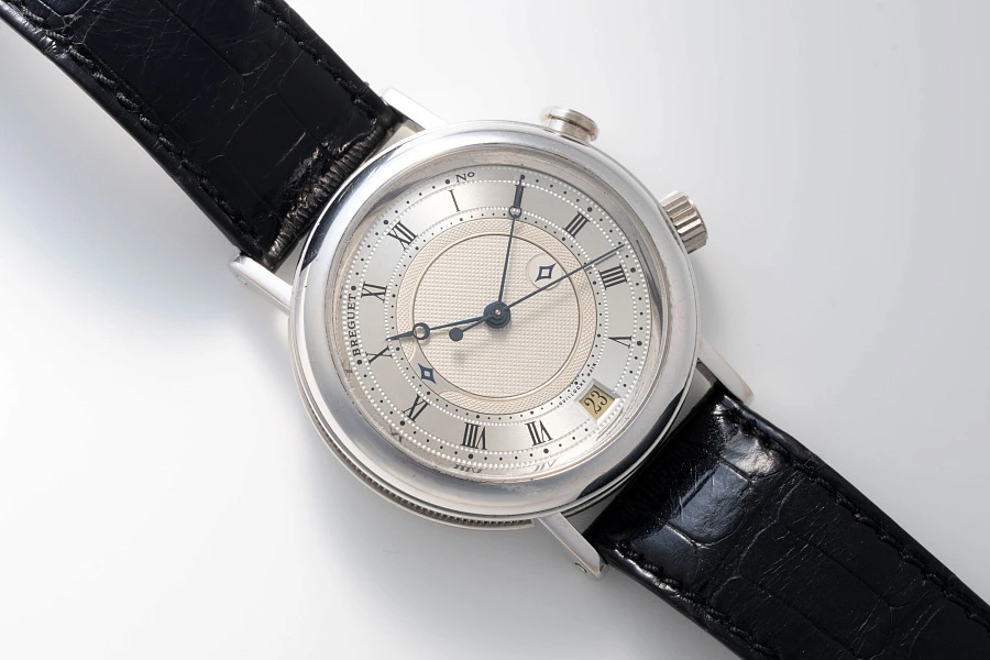 Alarm Ref. 3600BB in 18k White Gold