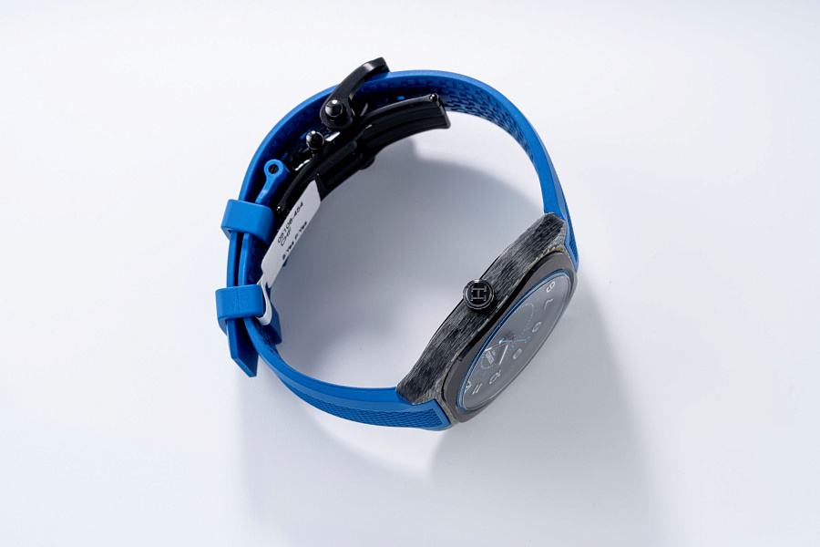 H08 Ref. SP1.746A in Forged Carbon