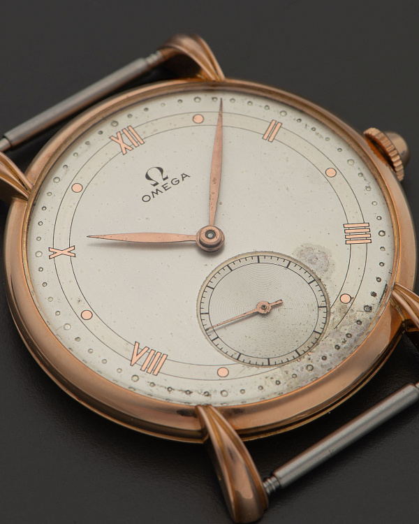 Fancy Lugs Dress Watch in 18k Rose Gold