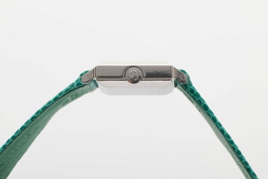 Square Ref. 2611 in Stainless Steel