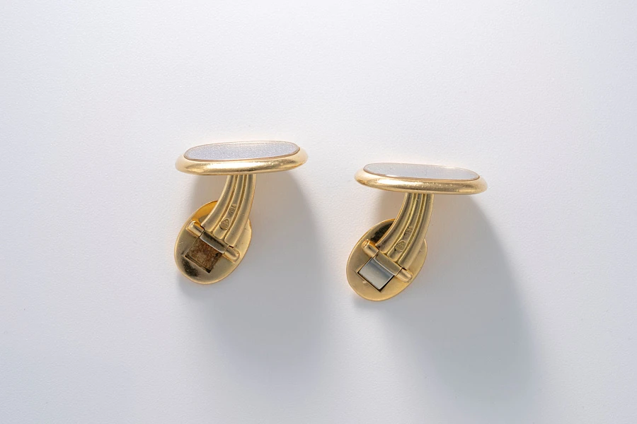 Ellipse Cuff Links and Keychain in 18k Yellow Gold