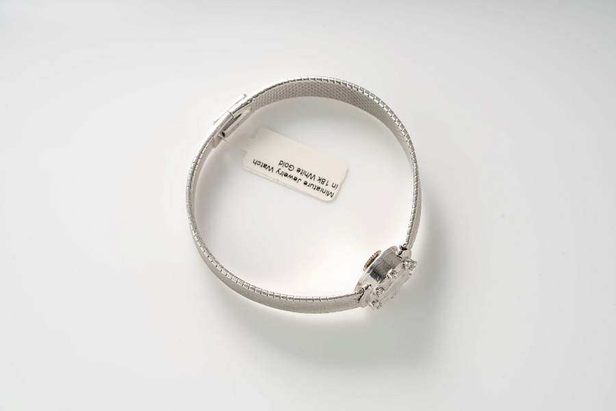 Miniature Jewelry Watch in 18k White Gold