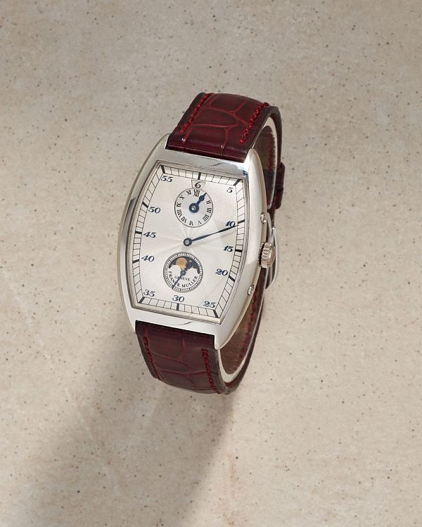 Cintree Curvex Double Heure Sautante Phase de Lune Platinum Manual Wind