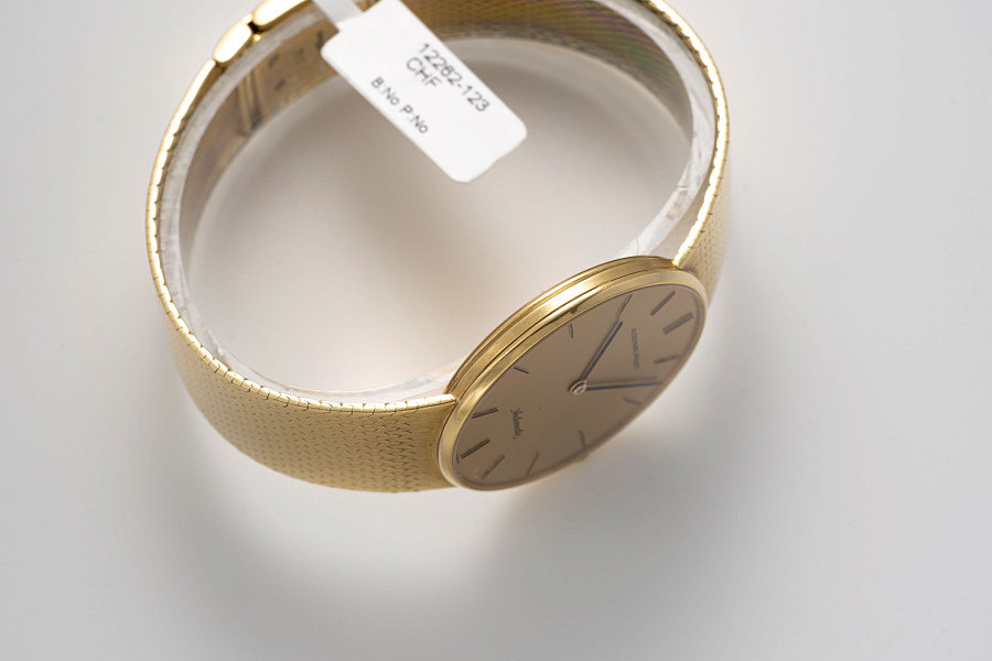 Ultra Thin Automatic Dress Watch in 18k Yellow Gold