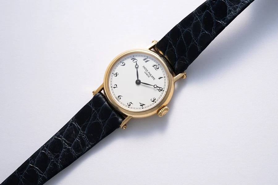 Enamel Dial Ladies Watch Ref. 4860 in 18k Yellow Gold
