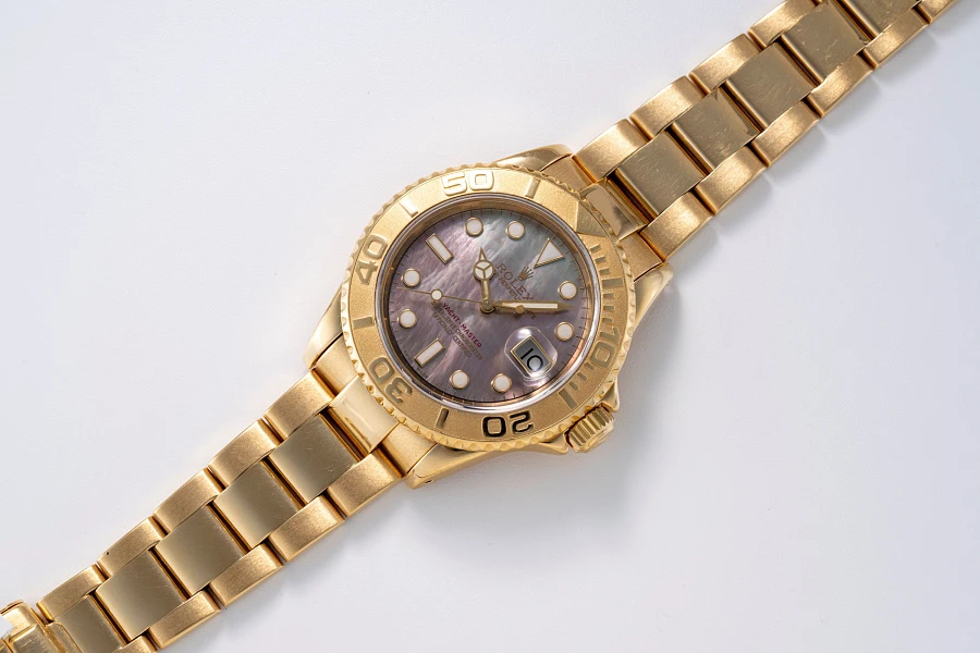 Yacht-Master Ref. 16628 in 18k Yellow Gold with Mother of Pearl Dial