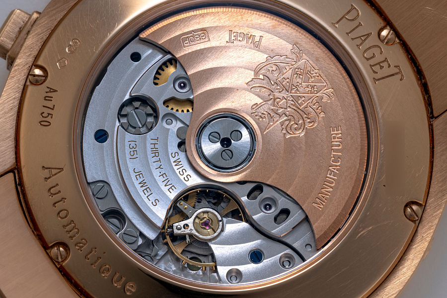 Polo Chronograph Ref. G0A32039 in 18k Rose Gold