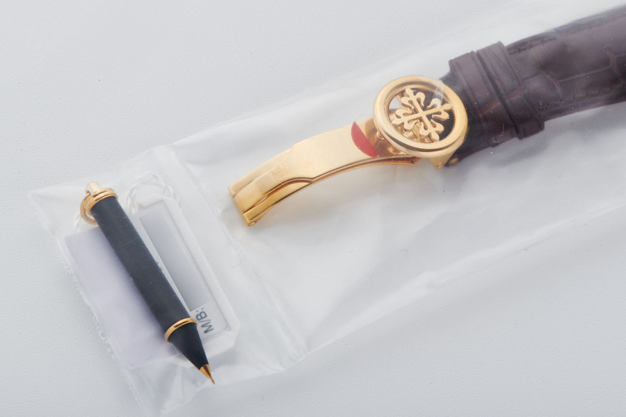 Perpetual Calendar Chronograph Ref. 5970J in 18K Yellow Gold Sealed Full Set from 2008