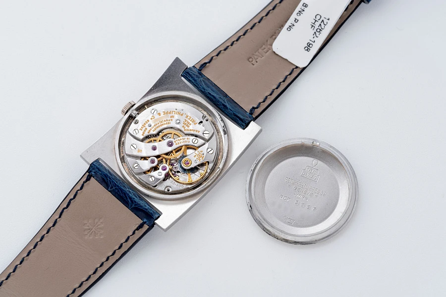 Rectangular Ref. 3557G in 18k White Gold