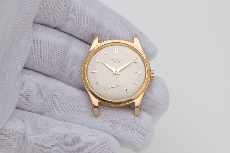 Calatrava in 18k Yellow Gold