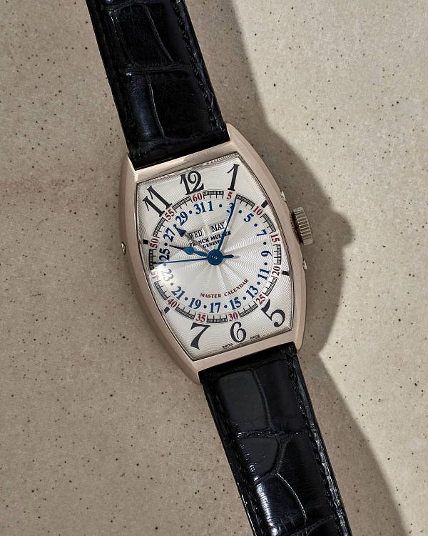 Master Calendar White Gold