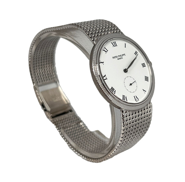 Calatrava ‘Clous de Paris’ 3919 White Gold Milanese Bracelet