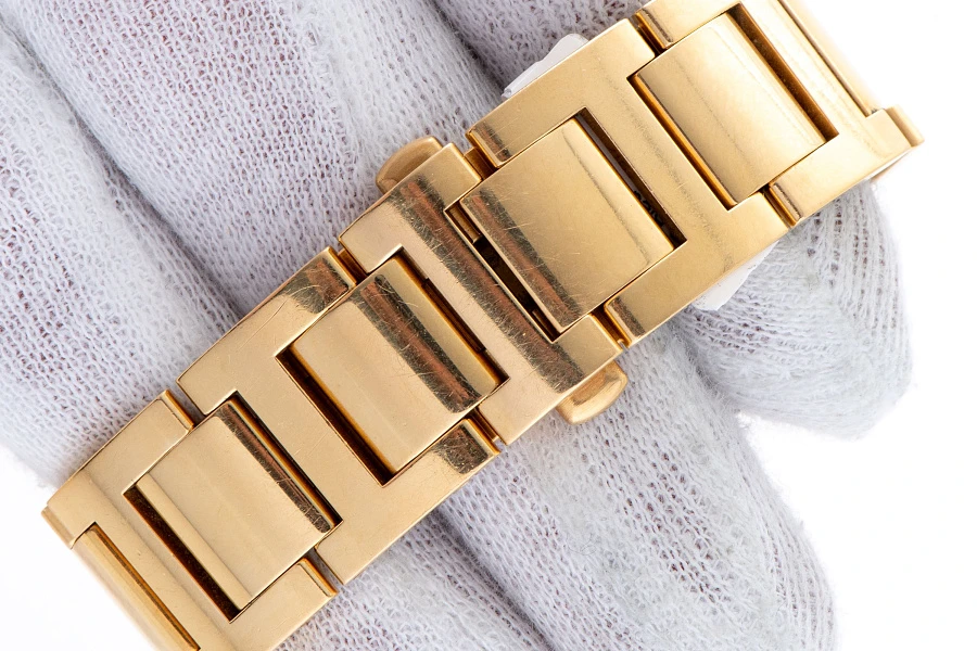 Ballon Bleu Ref. W69005Z2 in 18k Yellow Gold