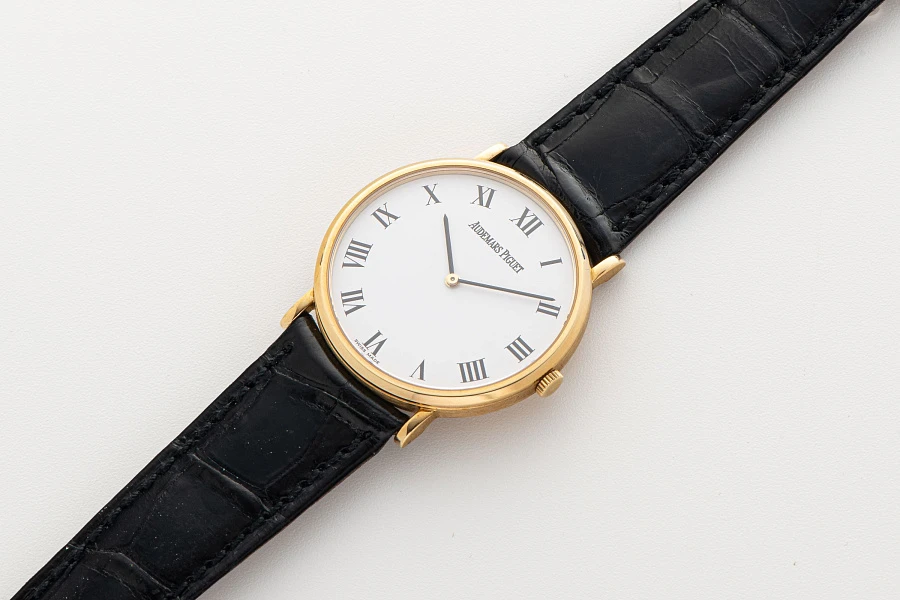 Dress Watch Ref. 14787.0.002 in 18k Yellow Gold