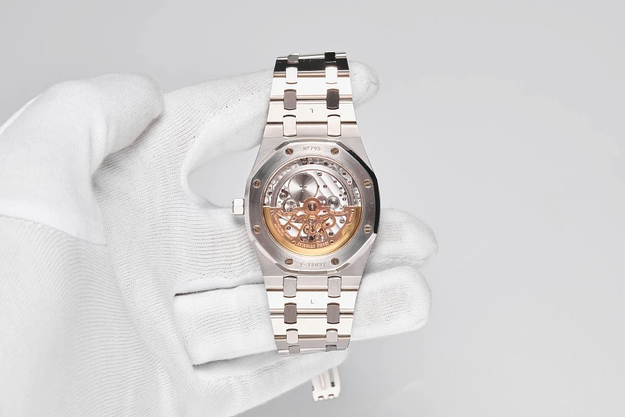 Royal Oak Ultra-Thin Electric Blue