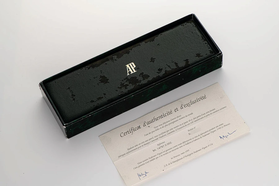 Dress Watch Ref. 14787.0.002 in 18k Yellow Gold