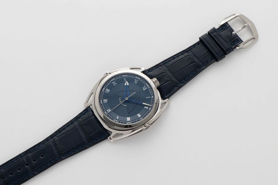 Unworn DB27 Titan Hawk