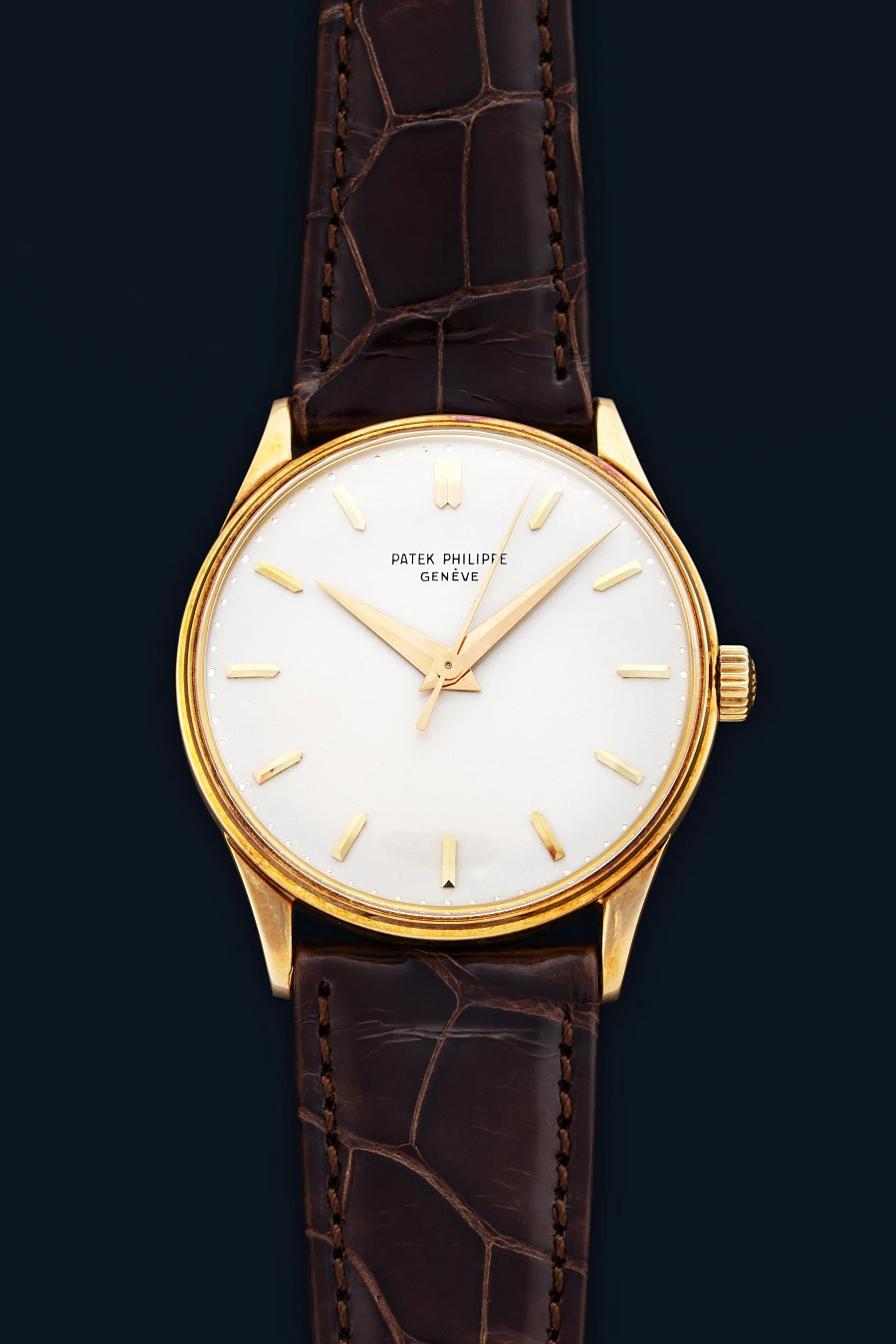 Calatrava Ref. 3411 in 18k Yellow Gold with Pink Patina
