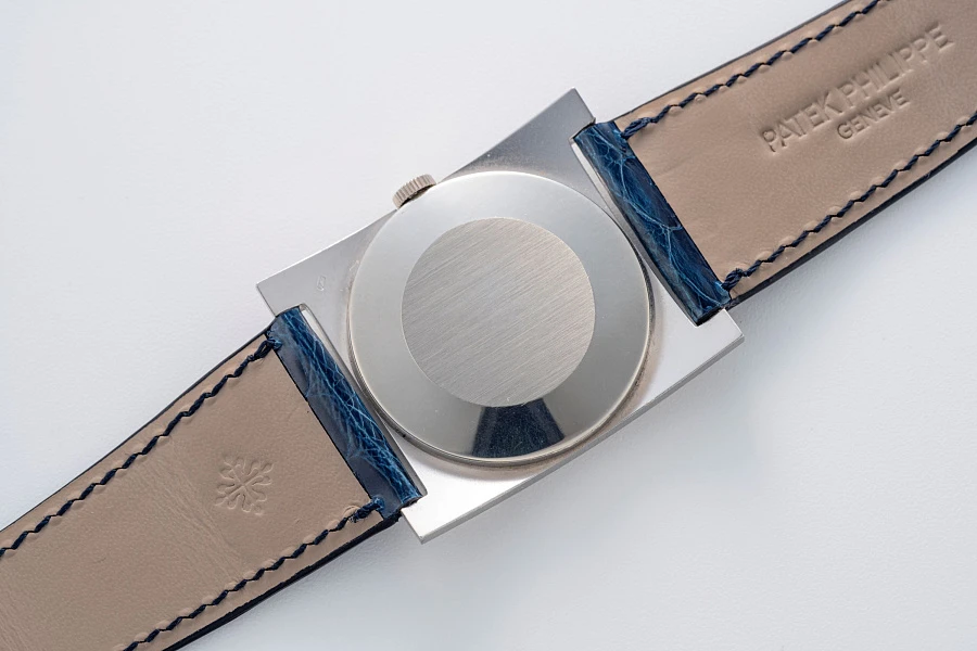 Rectangular Ref. 3557G in 18k White Gold