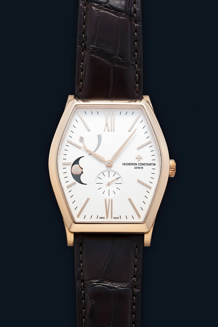 Tonneau Moonpase Power Reserve Ref. 7000M in 18k Rose Gold