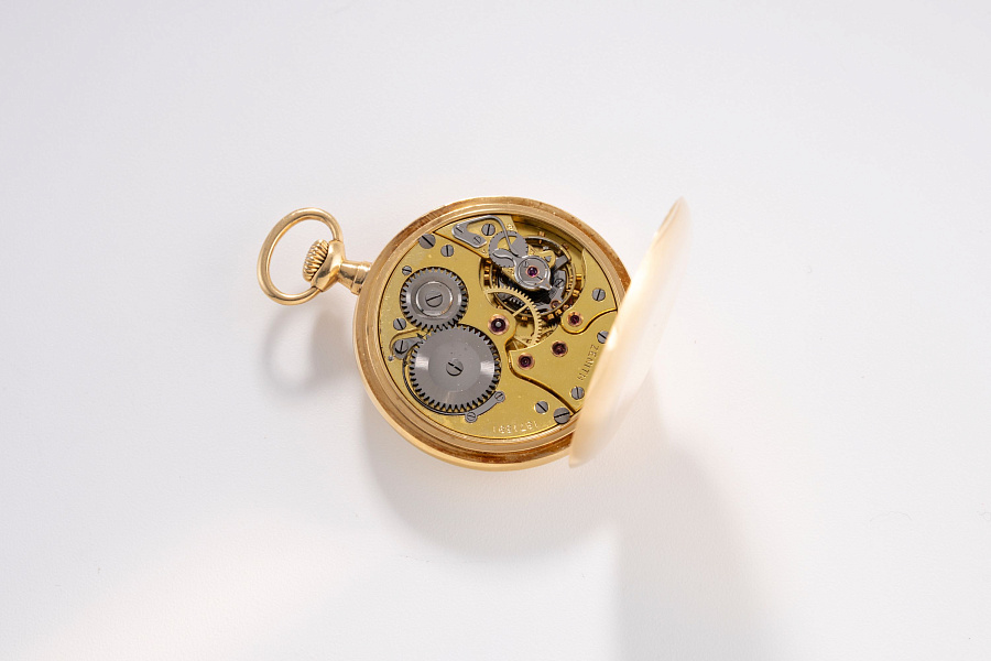 Small Pocket Watch in 18k Yellow Gold