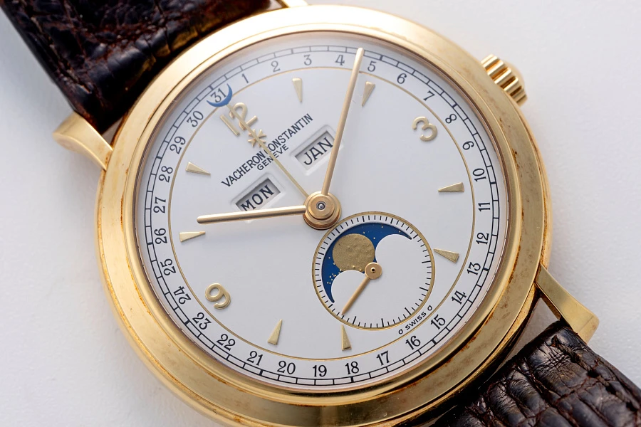 Triple Calendar Ref. 37150 in 18k Yellow Gold