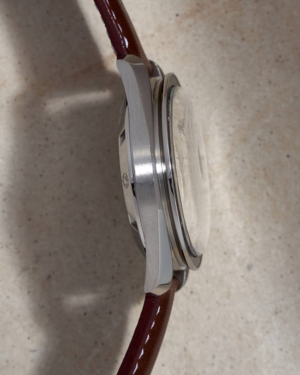 Speedmaster Professional Moonwatch ‘Ultraman’ Dial #Speedytuesday Limited Edition