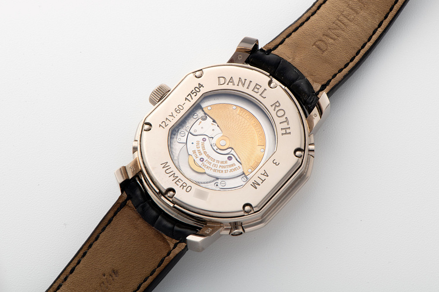 Perpetual Calendar Ref. 121.Y.60 in 18k White Gold