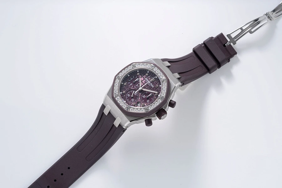 Offshore Chronograph Ref. 26048SK in Stainless Steel with Diamonds