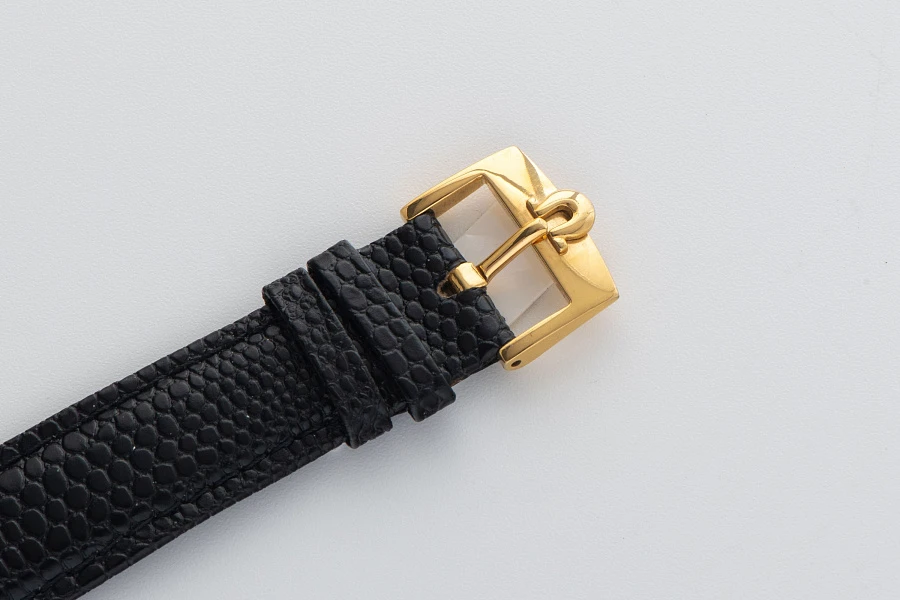 Shrouded Lugs Waffle Dial RG-Chronometer Ref. 14327 in 18k Yellow Gold