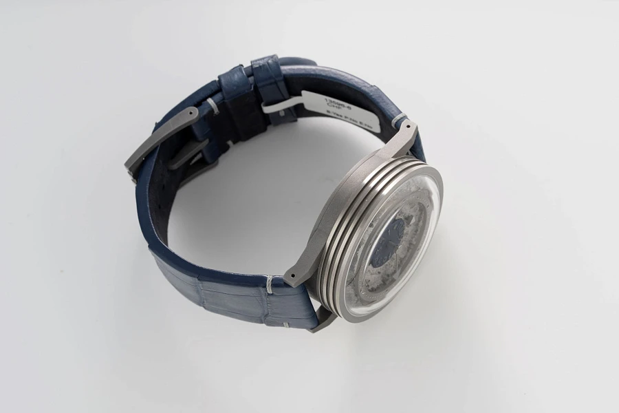 Cosmonauta in Titanium