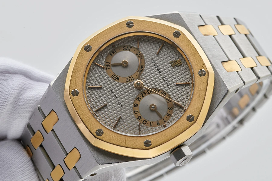 Royal Oak Bicolor