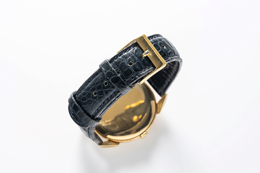 Cornes de Vache Dress Watch in 18k Yellow Gold