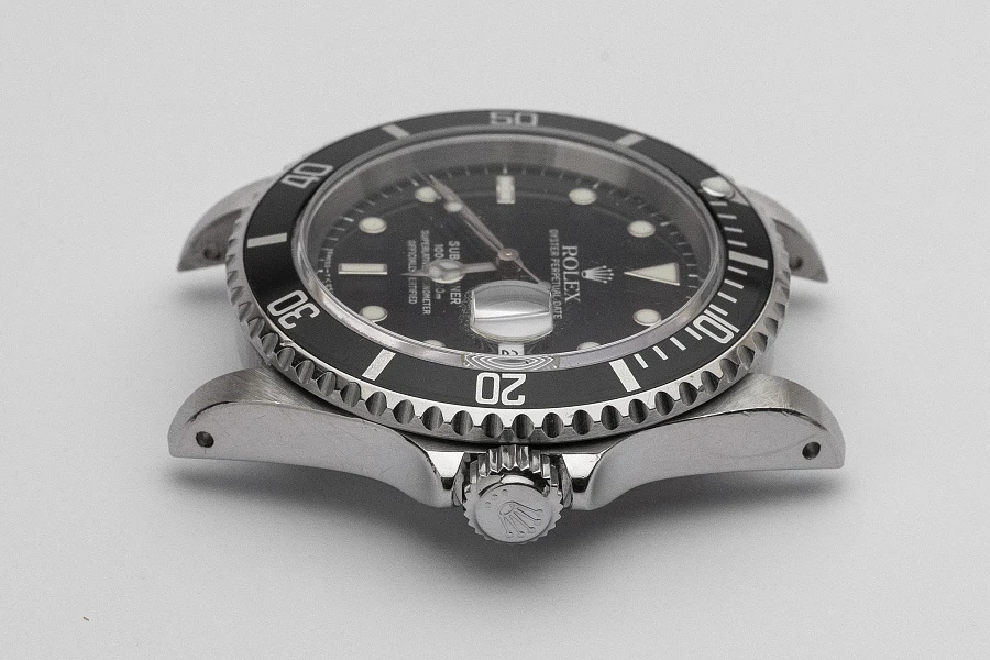 Rolex Submariner 16610