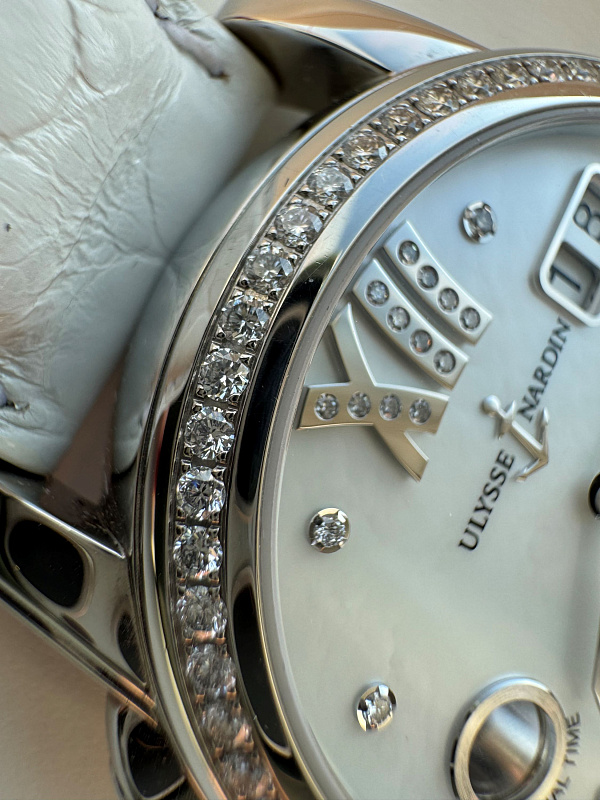 Dual Time Manufacture Ladies in Stainless steel with Diamonds