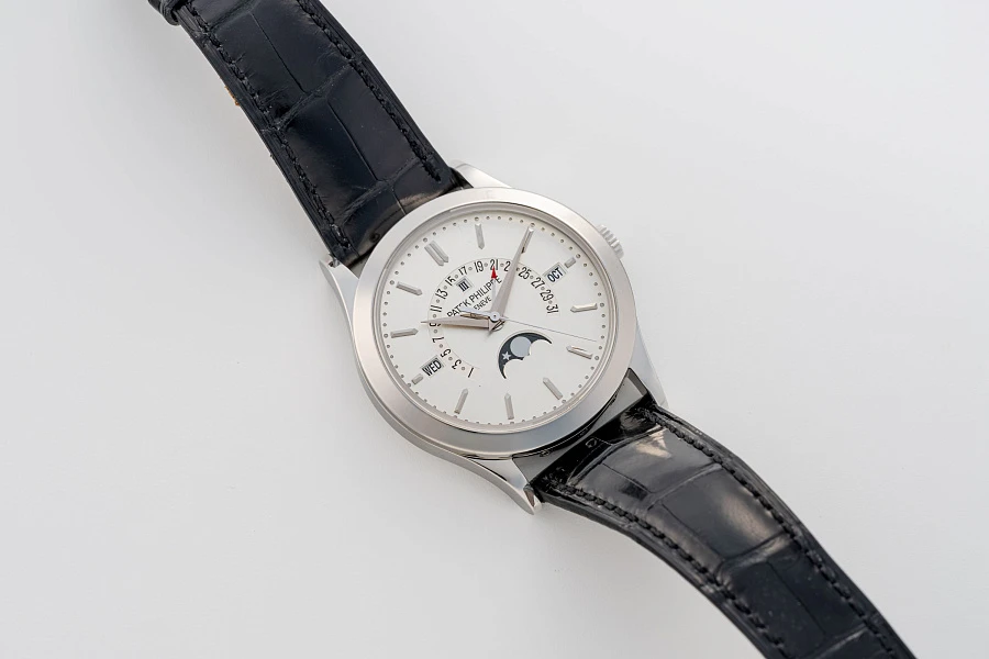 Perpetual Calendar Ref. 5496P in Platinum