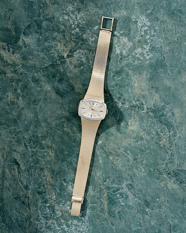 Precision Ladies White Gold Manual Wind