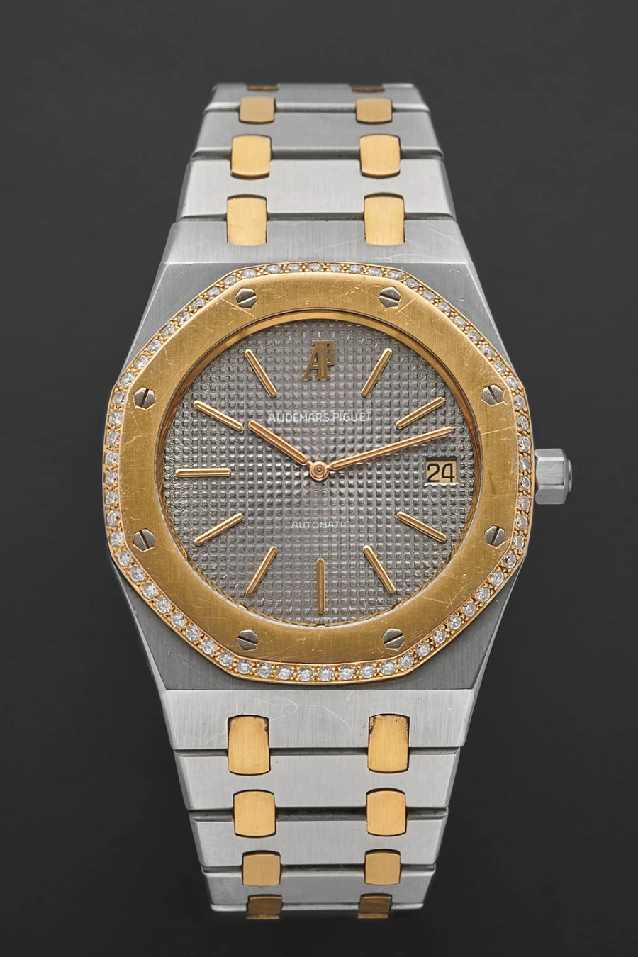 Royal Oak ‘Jumbo’ Bicolor, Diamond-set Bezel