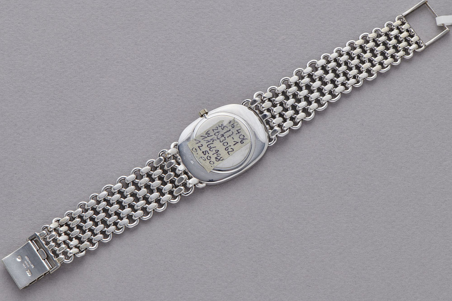 Ellipse in 18k White Gold